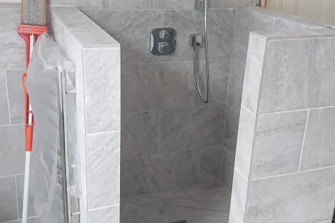Bath Tilling