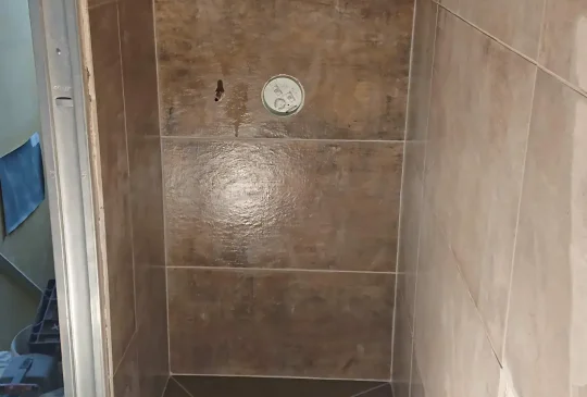 Bathroom 7