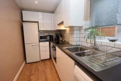 Kitchen 7